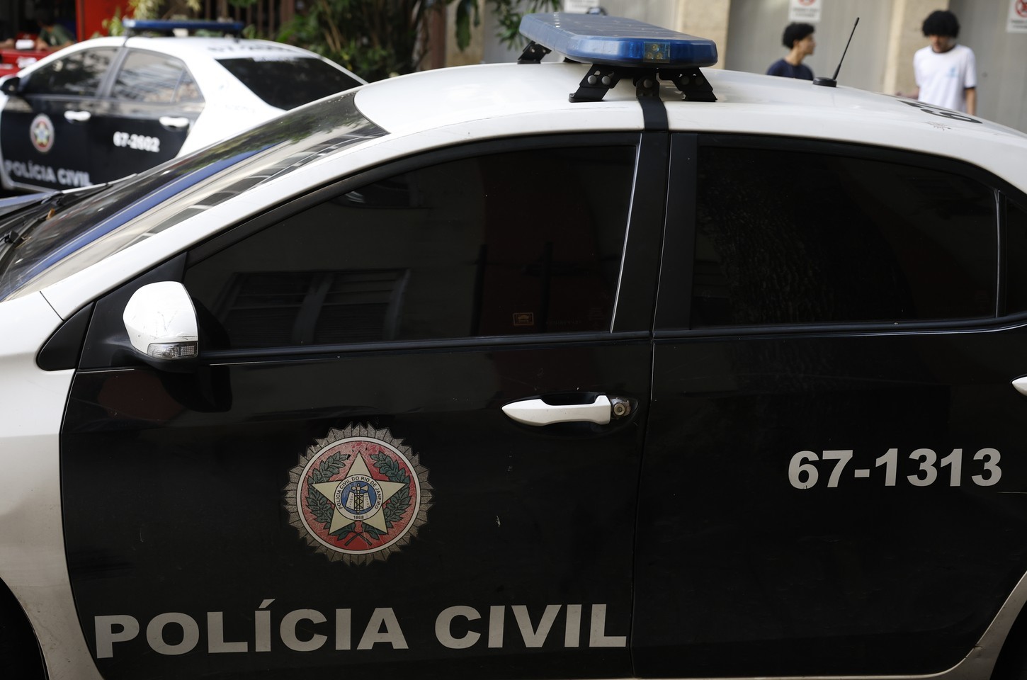 Polícia do Rio apreende ônibus com contrabando de canetas emagrecedoras e anabolizantes