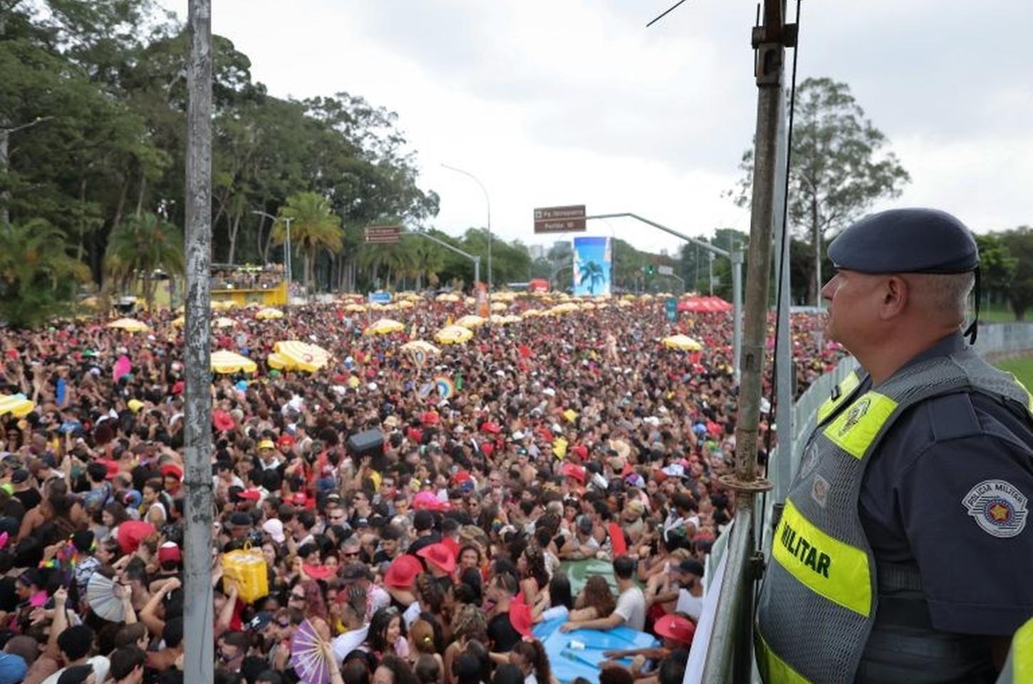 Policiais disfarçados prendem 20 suspeitos em operação de Carnaval em SP