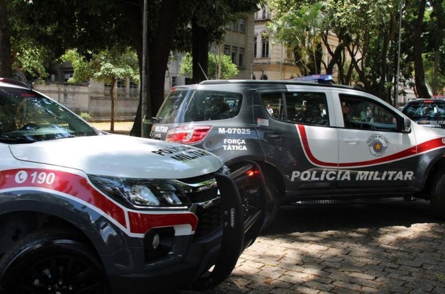 Policiais prendem cinco homens por tentativa de furto em casa no Tatuapé