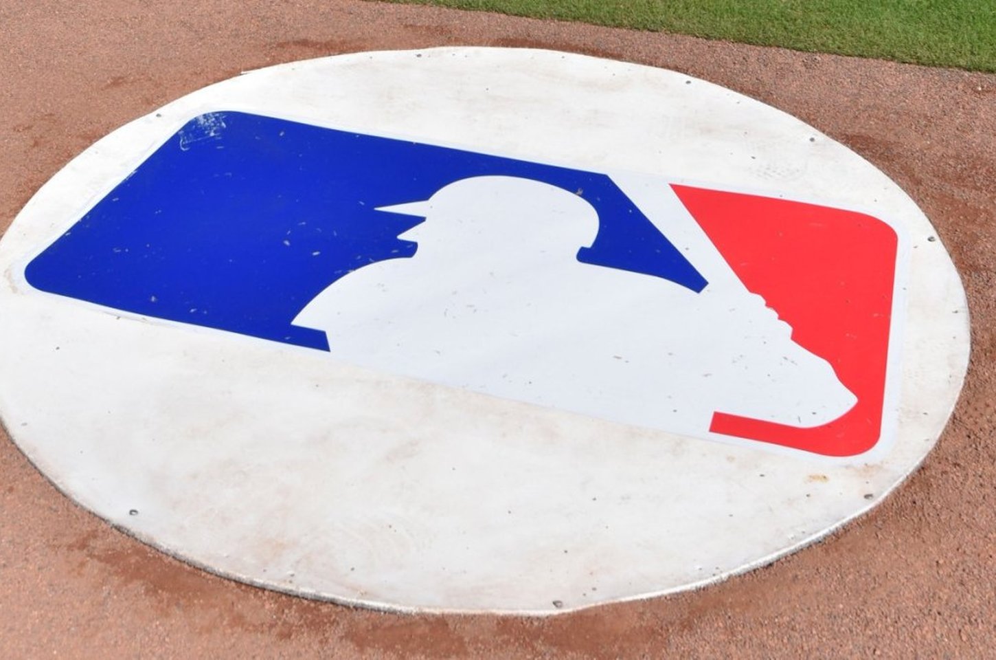 Polymarket fecha parceria exclusiva com MLB e ganha aval regulatório