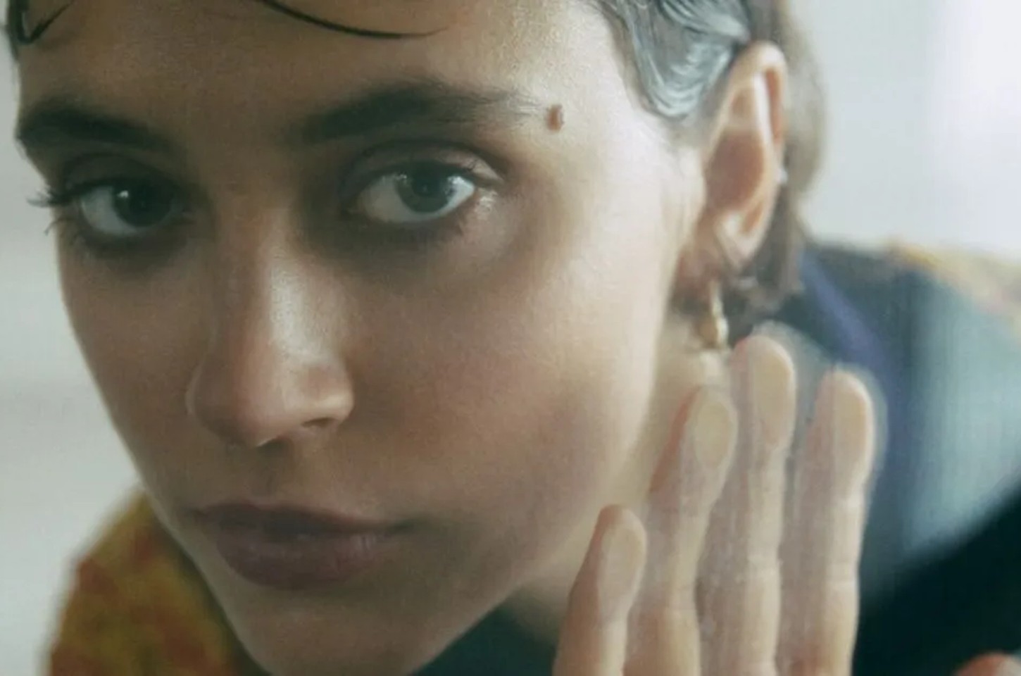 Pomme faz estreia no Brasil com show intimista em São Paulo