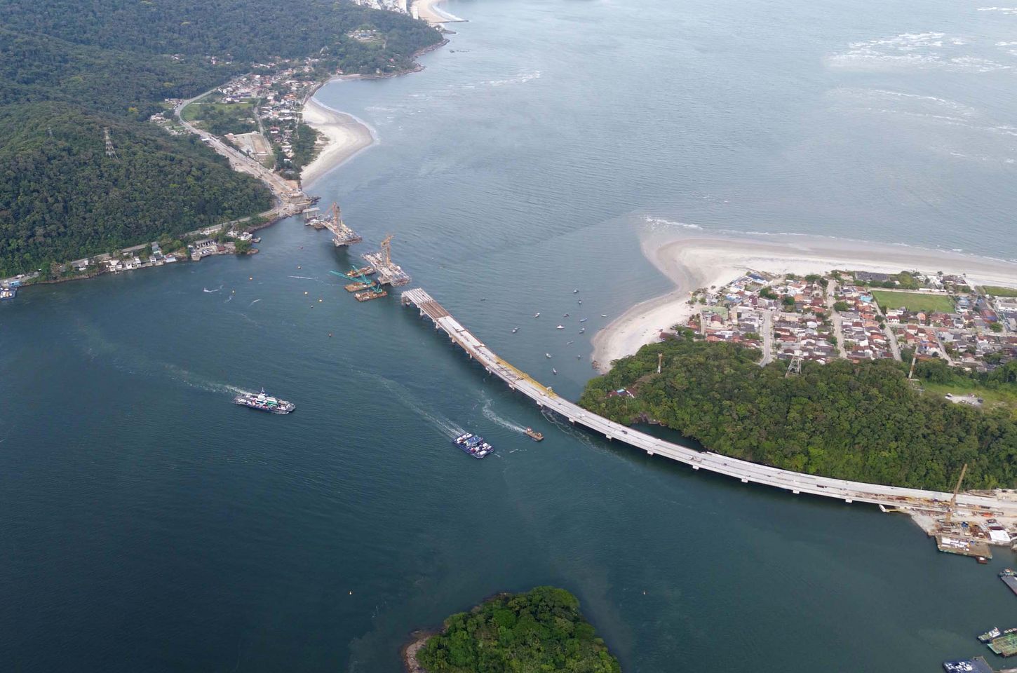 Ponte de Guaratuba atinge 80% das obras no Paraná