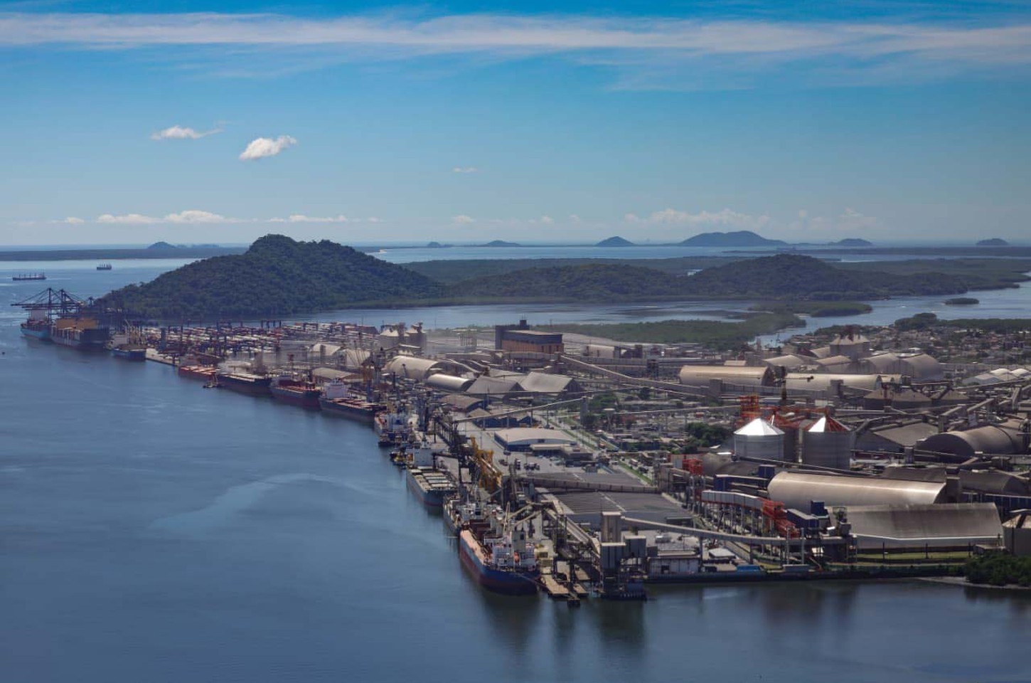 Porto de Paranaguá celebra 91 anos com expansão e reconhecimento