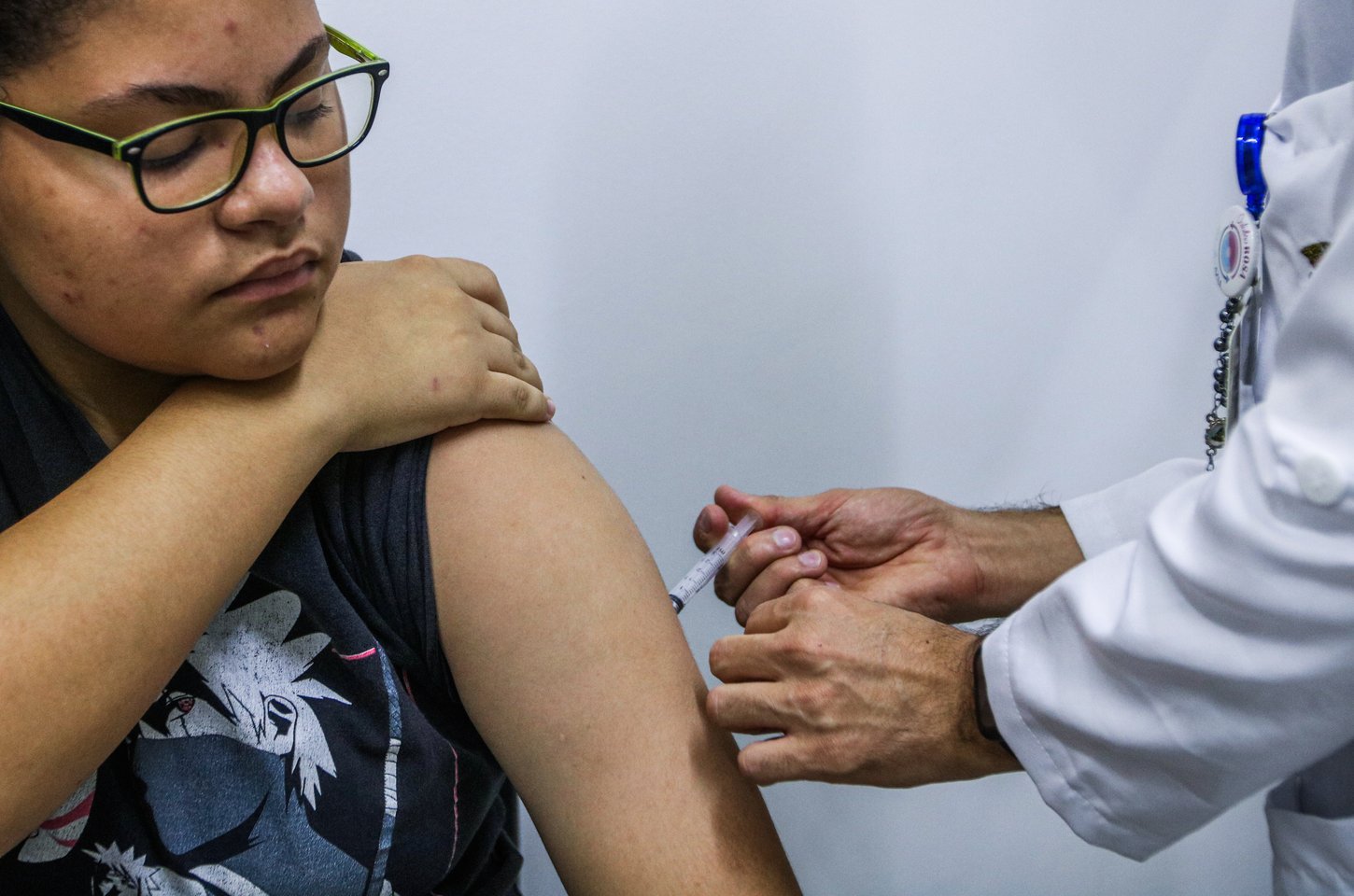 Prazo para vacinação contra HPV é prorrogado para jovens de 15 a 19 anos