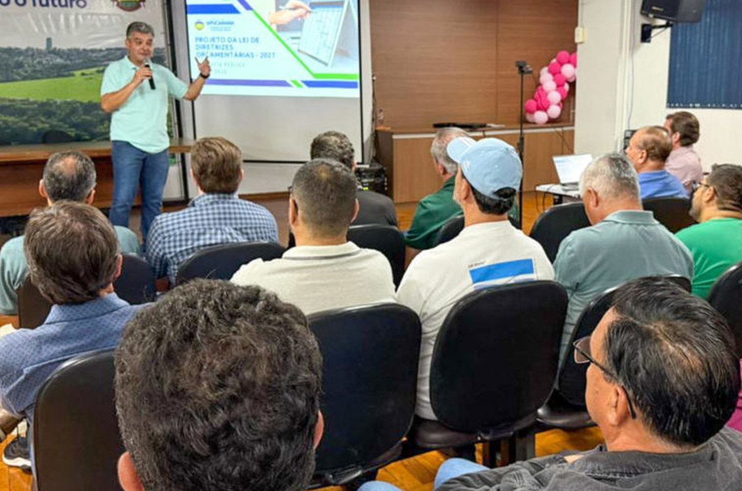 Prefeitura apresenta metas orçamentárias para 2025 em audiência pública em Apucarana