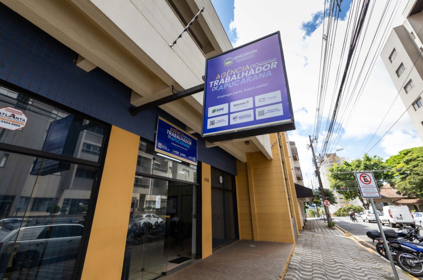 Prefeitura de Apucarana oferta 390 vagas de emprego e capacitação profissional