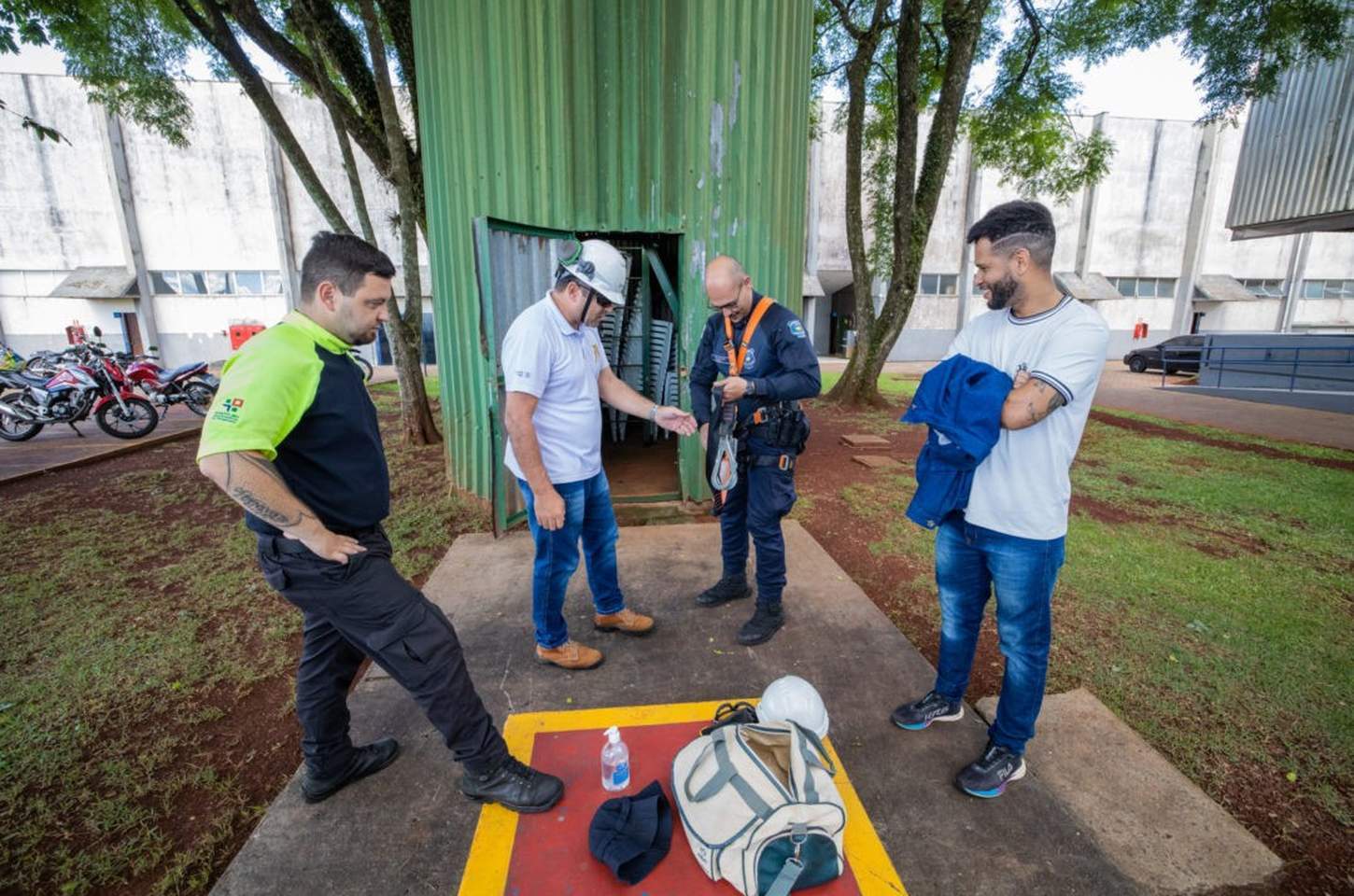 Prefeitura de Apucarana realiza primeira capacitação NR35 para servidores que trabalham em altura