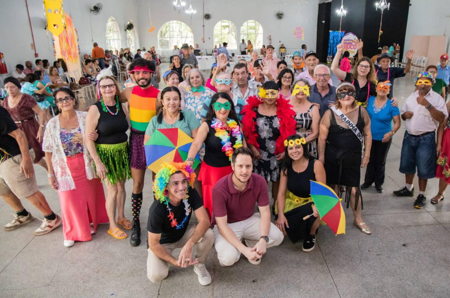 Prefeitura de Apucarana realiza primeiro Baile da Terceira Idade de 2026