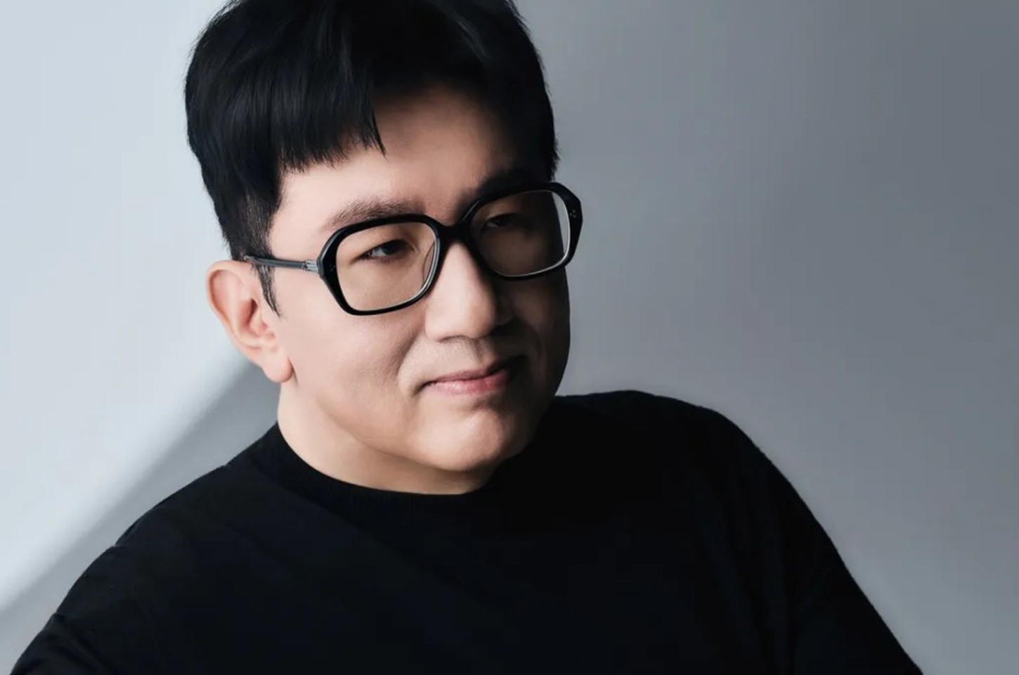 Presidente da HYBE, Bang Si-hyuk, é alvo de mandado de prisão na Coreia do Sul