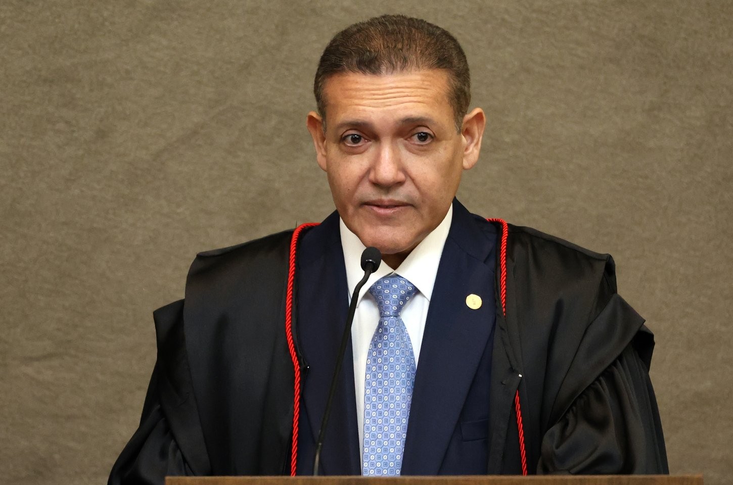 Presidente do TSE afirma que combate ao uso inadequado de IA é desafio para as eleições de outubro