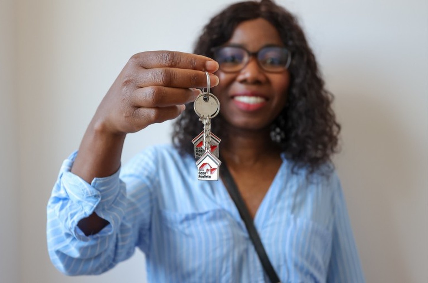 Programa Casa Paulista entrega moradias subsidiadas em Botucatu e Marília