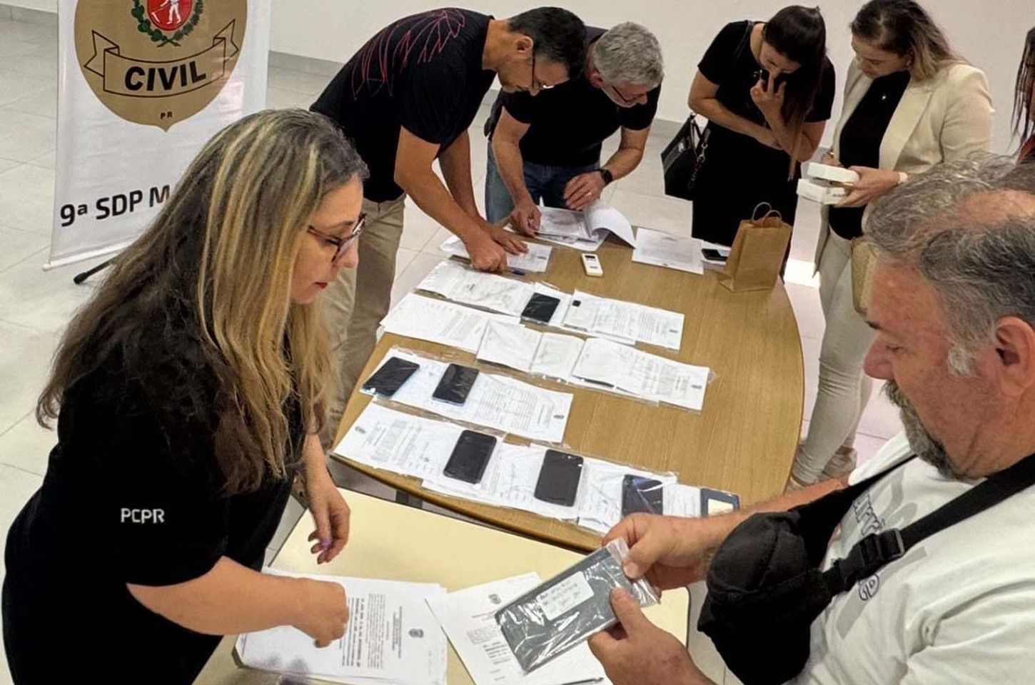 Projeto Recuperacel devolve mais de mil celulares roubados no Paraná