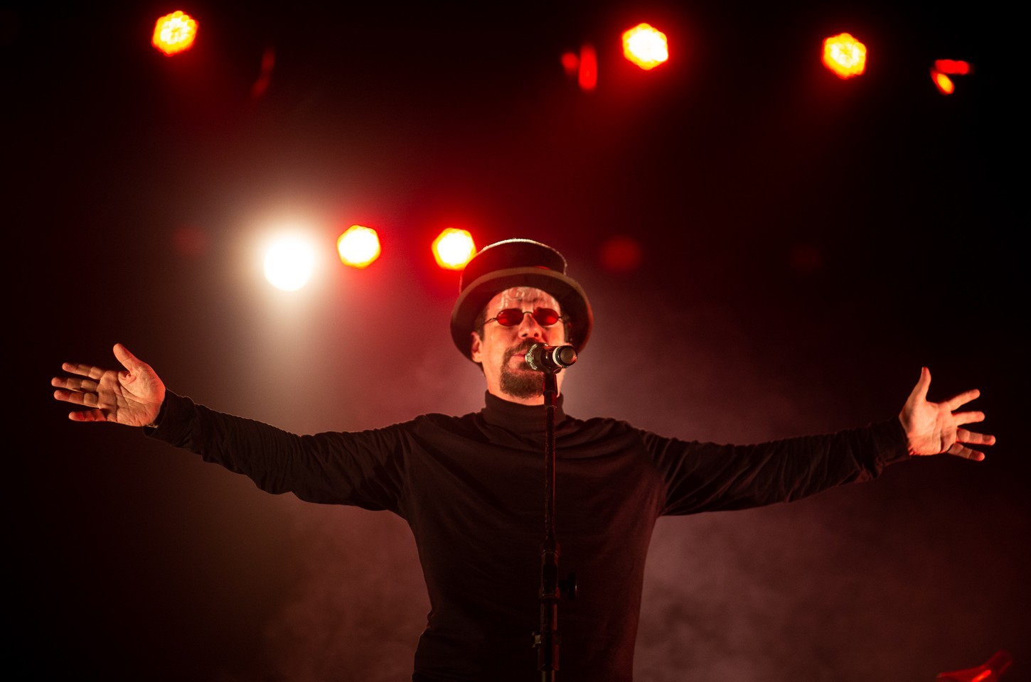 Raul Seixas ganha vida em musical inédito na capital do rock