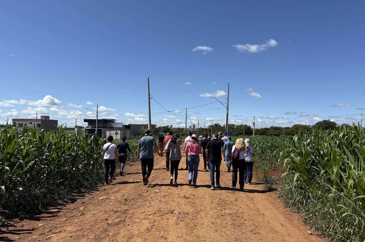 Reality show sobre liderança grava no caminho religioso do Paraná
