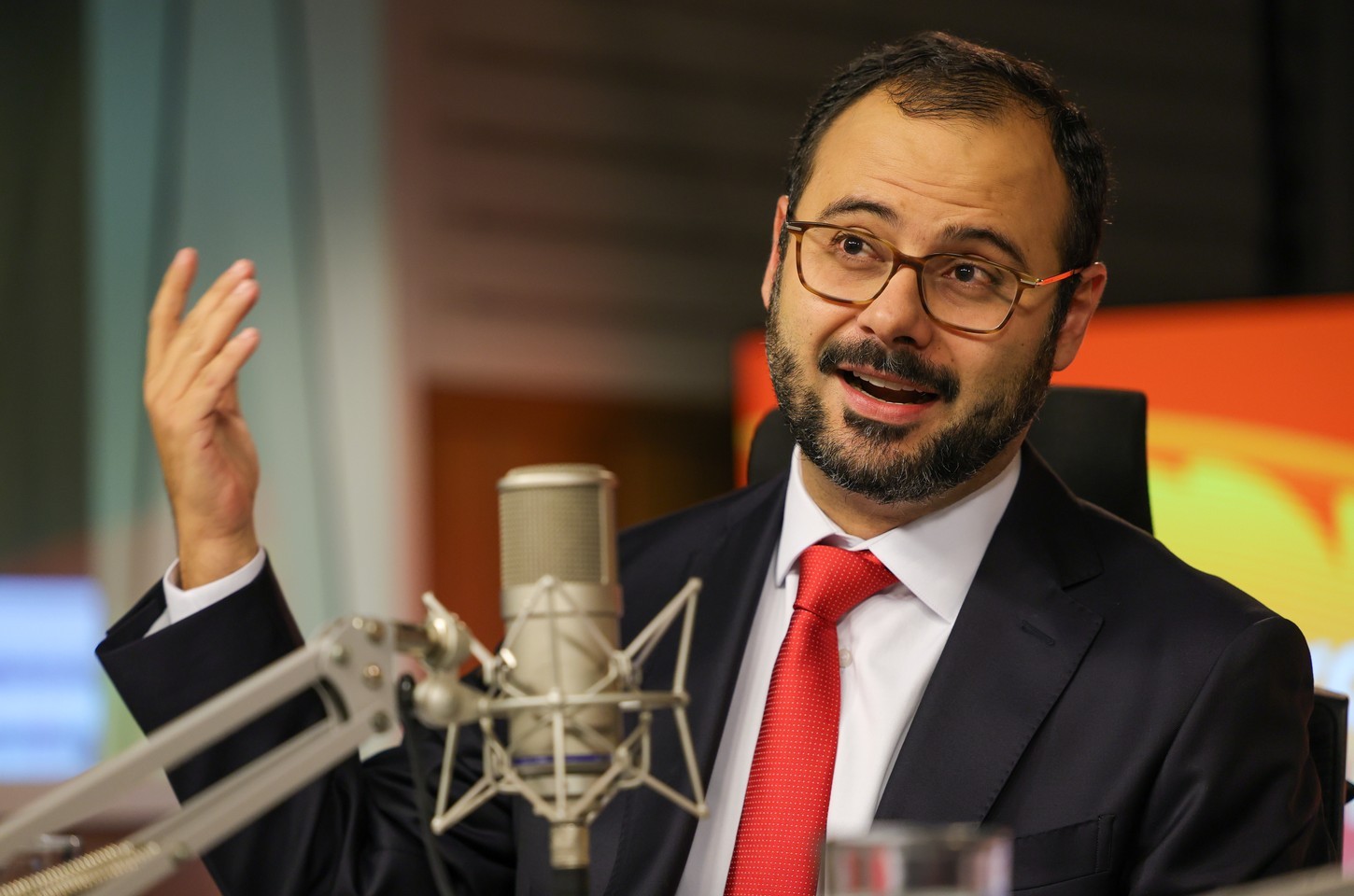 Redução da jornada 6x1 terá impacto positivo em empreendedorismo, diz ministro