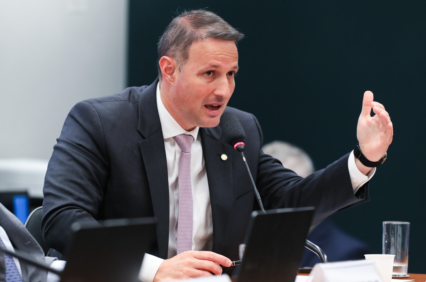 Relator do projeto antifacção defende mudanças em audiências de custódia