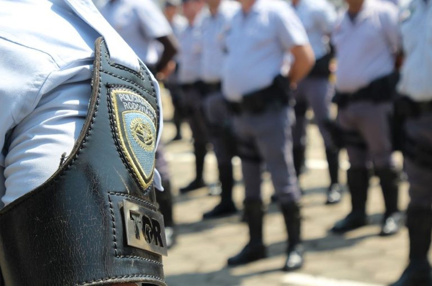 Remédios para emagrecer são encontrados escondidos em ovos de chocolate