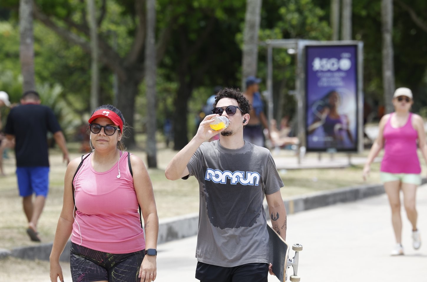 Rio de Janeiro enfrenta calor extremo no Natal, com alerta de saúde