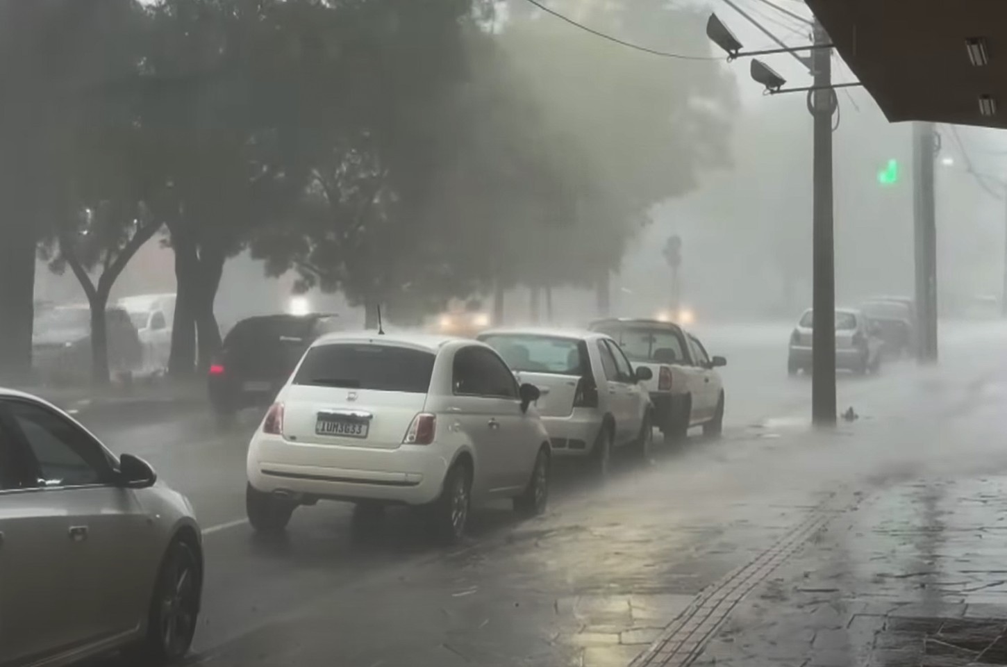 Rio Grande do Sul em alerta vermelho por ciclone extratropical