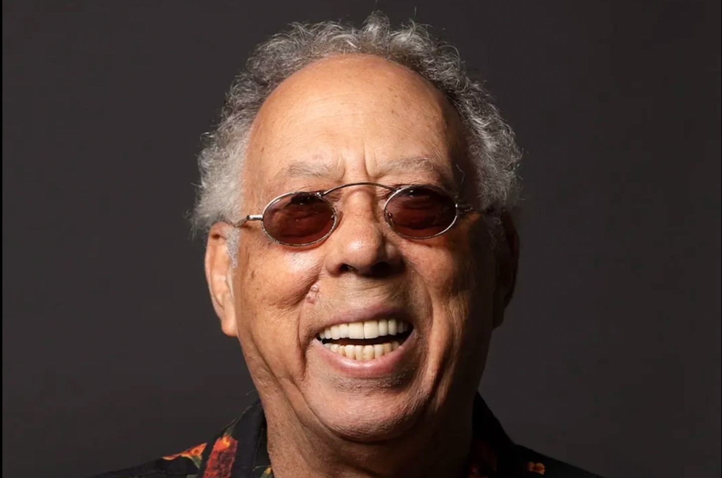 Rio se despede de Jards Macalé com velório público no Palácio Capanema