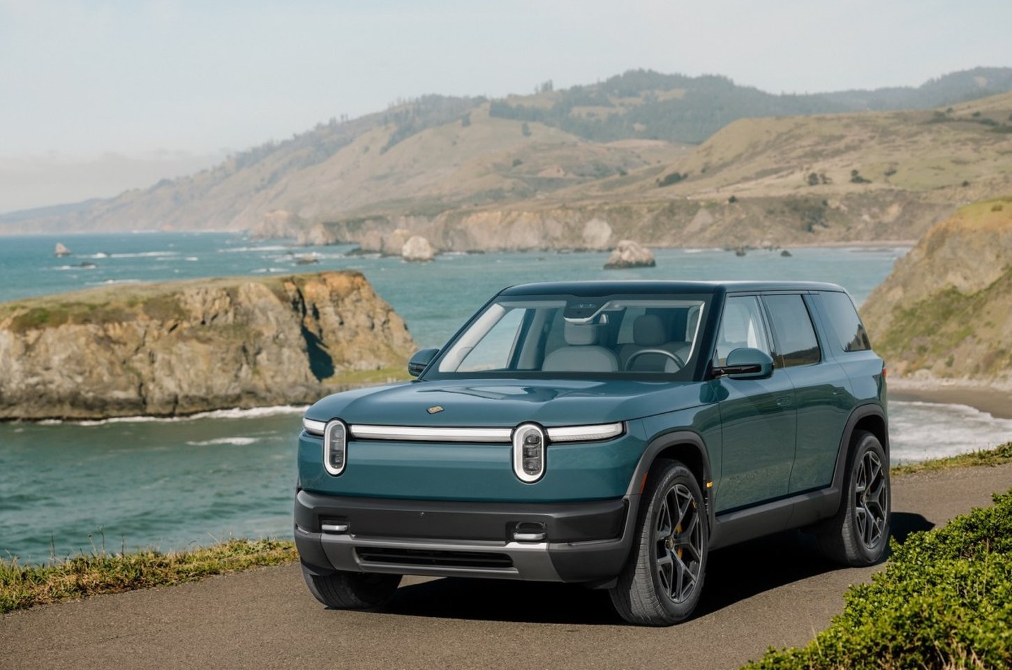 Rivian R2: SUV elétrico acessível chega com preços entre US$ 45 mil e US$ 58 mil
