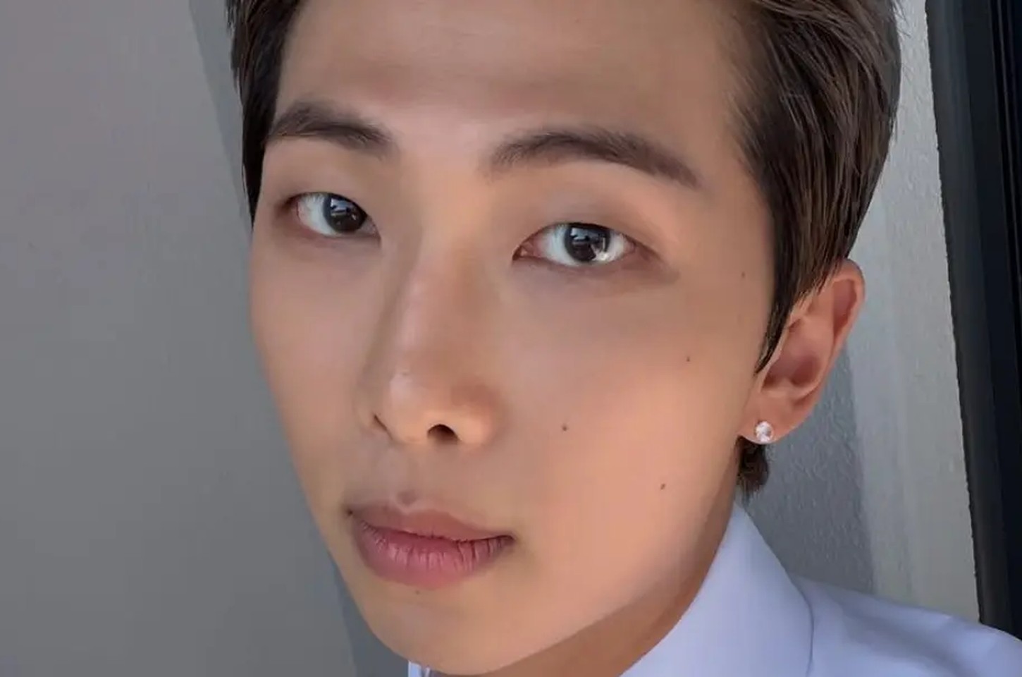RM do BTS revela como mensagens de spam se tornaram 'praticamente literatura'