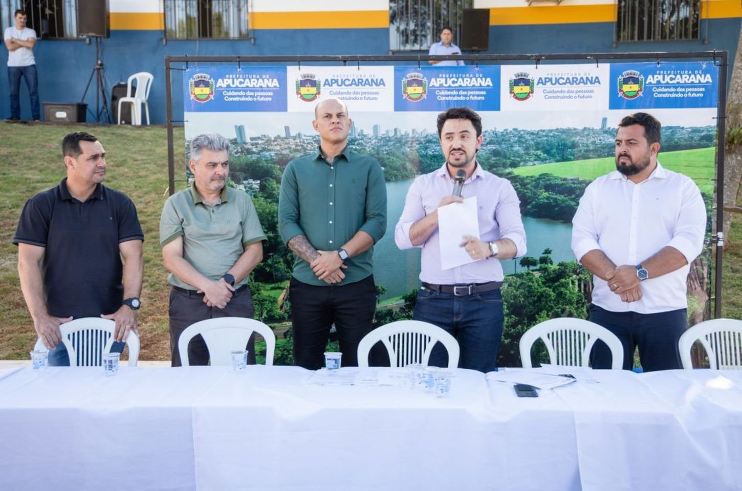 Rodolfo Mota anuncia abono natalino de R$250 para os servidores, o valor é 56,25% maior do que em 2024