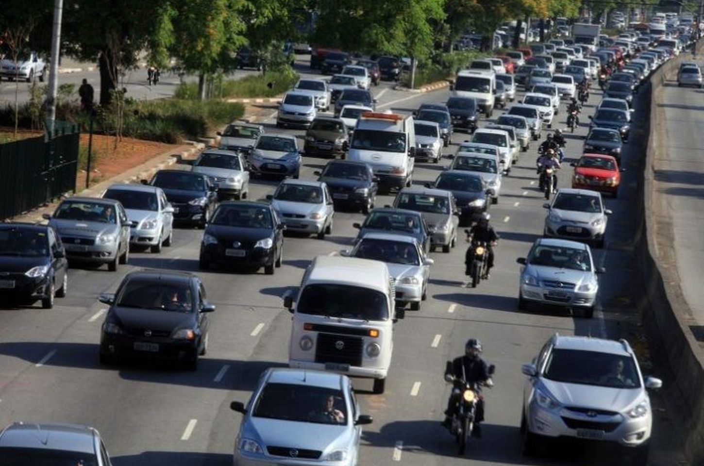 Rodovias paulistas se preparam para receber 41 milhões de motoristas no verão