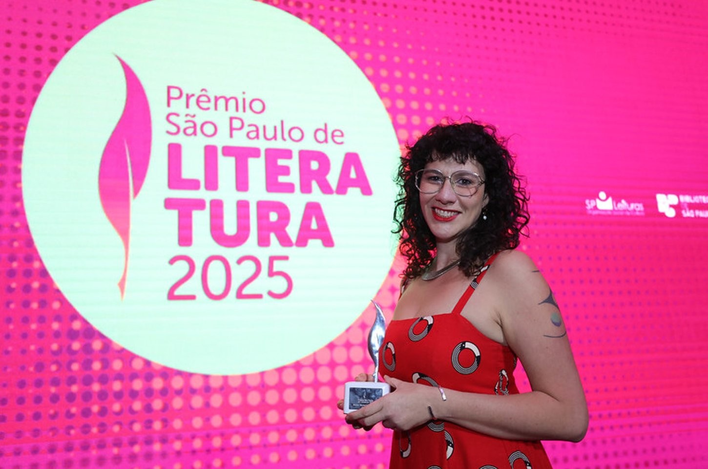 Romance sobre saúde mental no RS ganha Prêmio São Paulo de Literatura