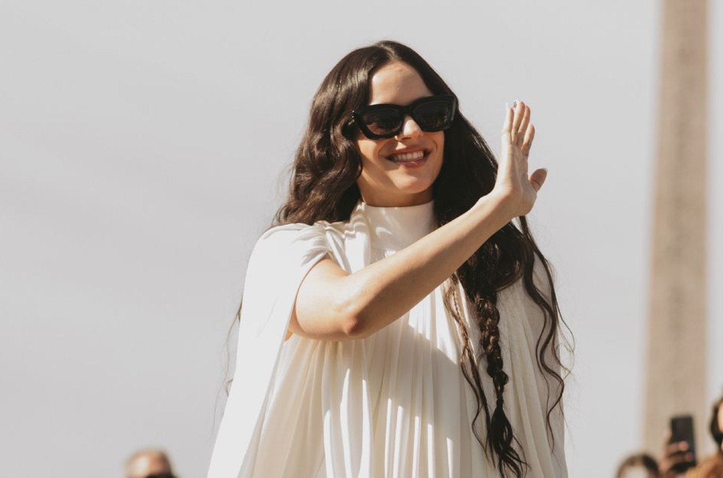 Rosalía anuncia turnê 'LUX' no Brasil em 2026 com show no Rio de Janeiro