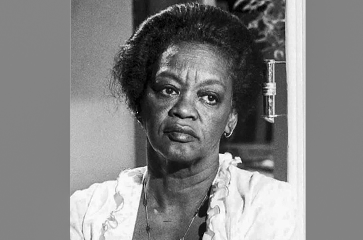 Ruth de Souza, pioneira da dramaturgia brasileira, completaria 105 anos