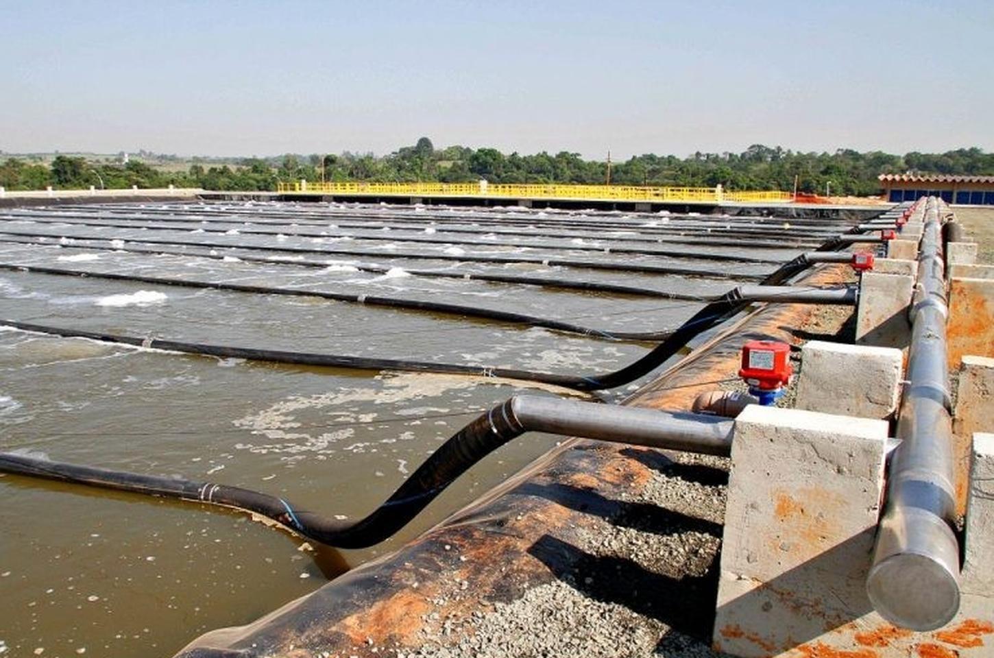 Sabesp alerta 350 mil clientes sobre conexão à rede de esgoto