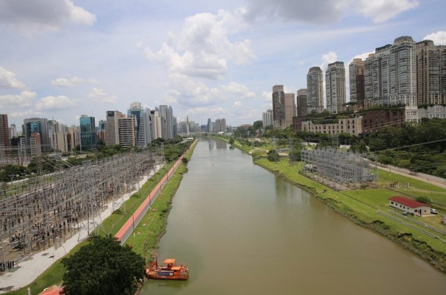 Sabesp reinstala bomba gigante em Pinheiros para reforçar sistema de esgoto