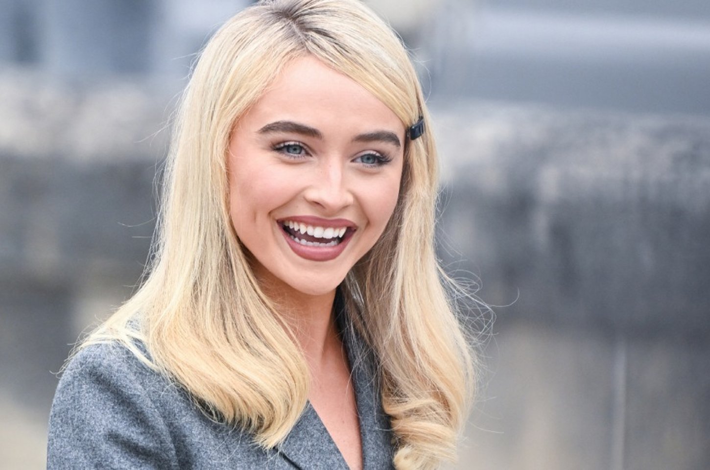 Sabrina Carpenter brilha no Lollapalooza Brasil 2026 com hits e história