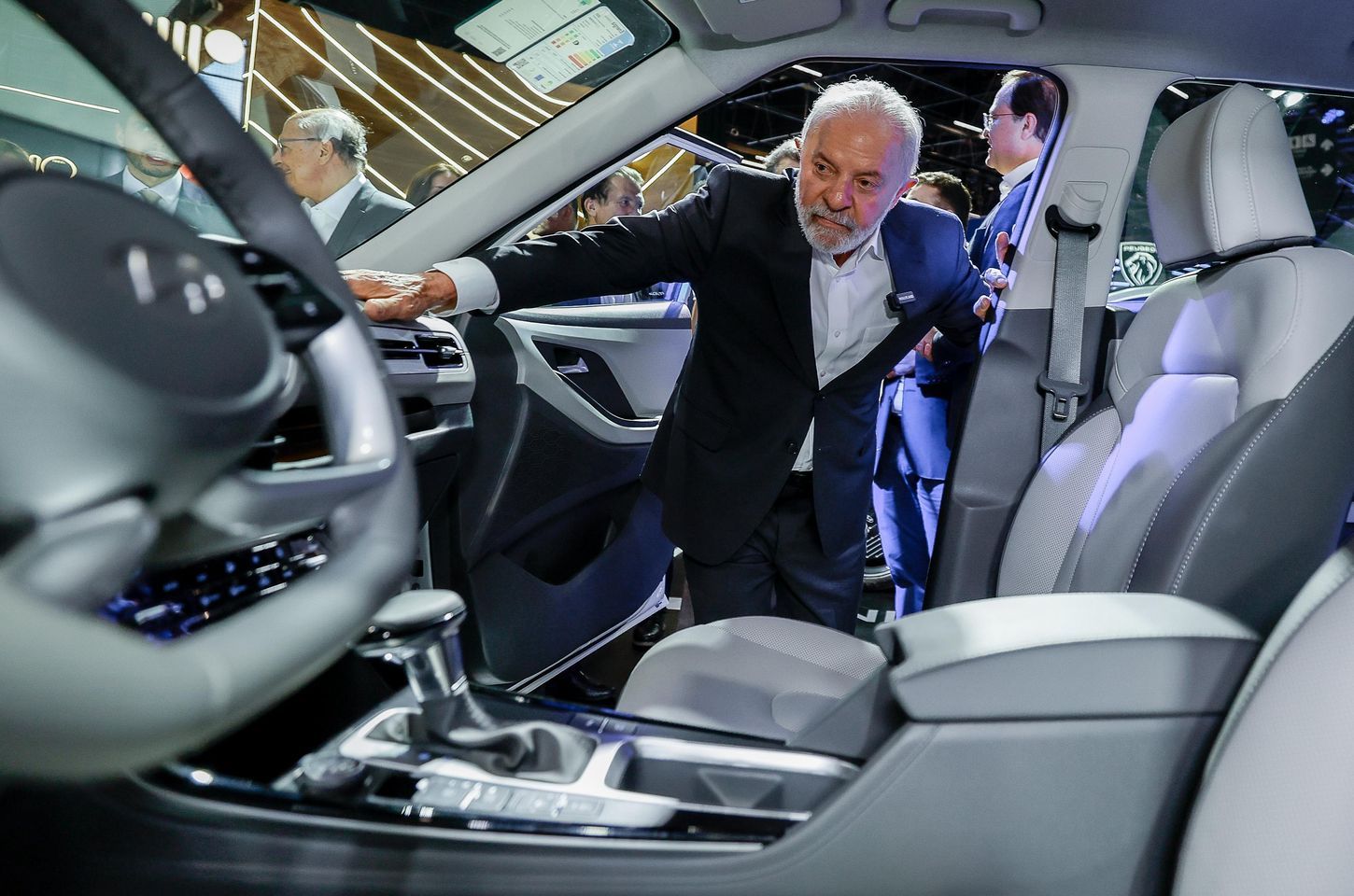 Salão do Automóvel de São Paulo retorna após sete anos com foco na transição energética