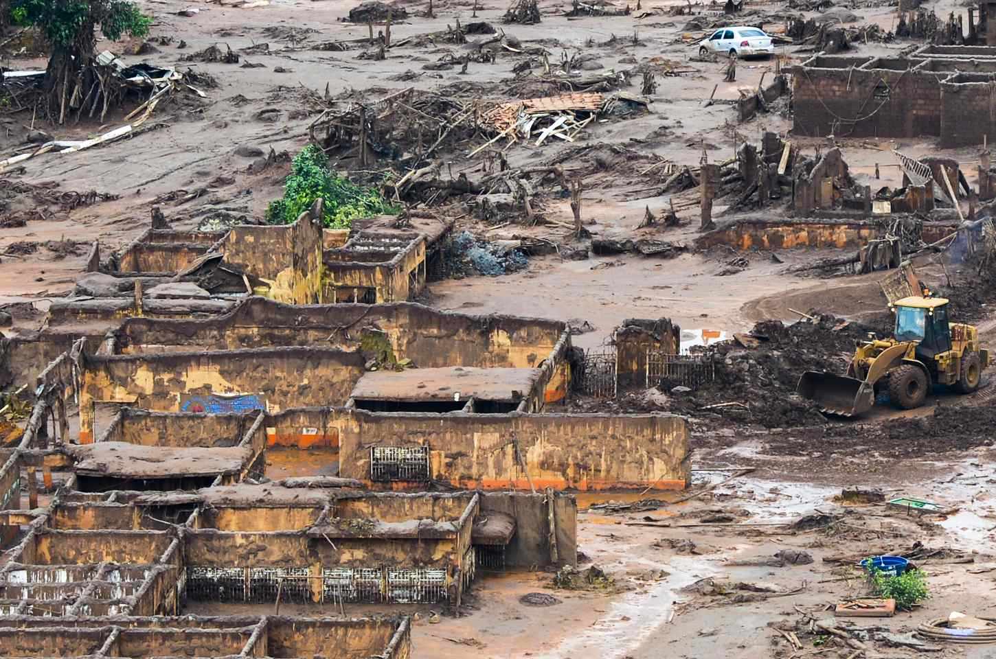 Samarco reabre programa de indenização para vítimas de Mariana por 45 dias