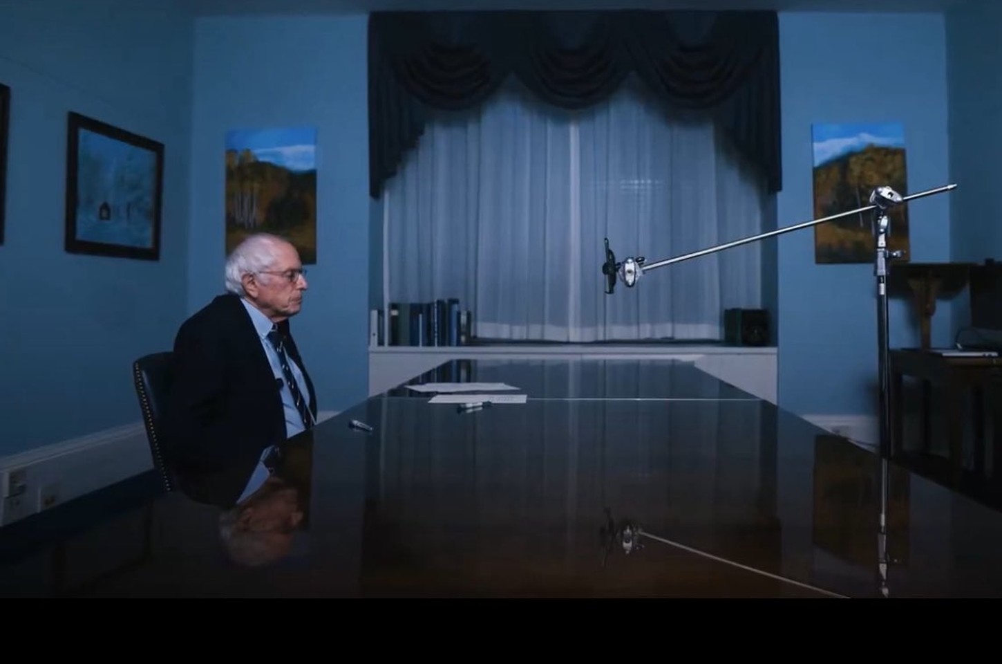 Sanders e IA: chatbot vira eco de crenças em debate sobre privacidade
