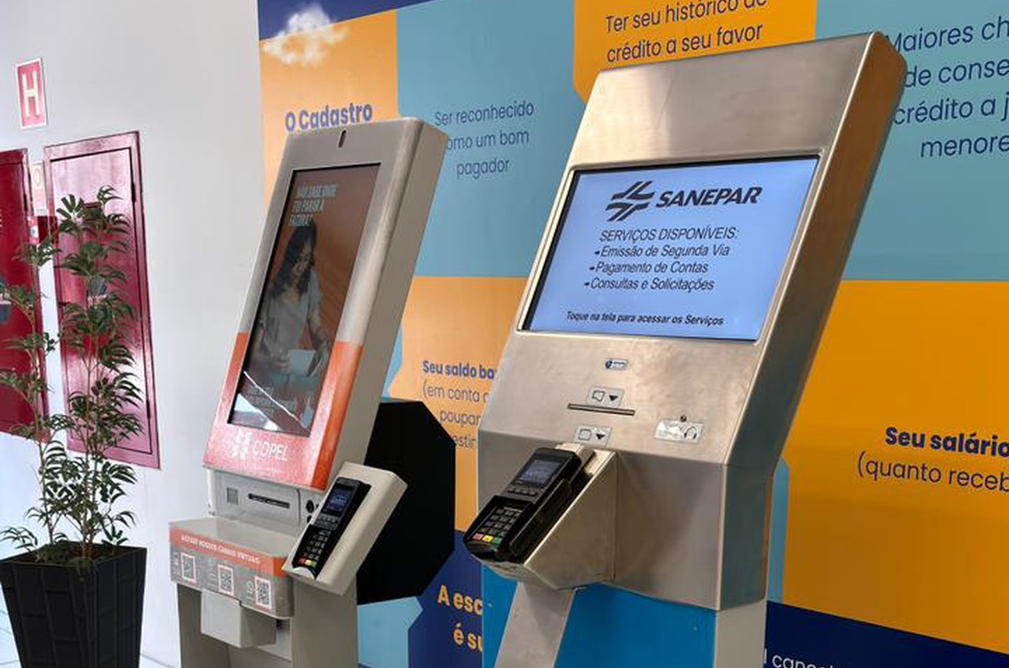 Sanepar amplia pontos de autoatendimento e inaugura novo totem no centro de Curitiba