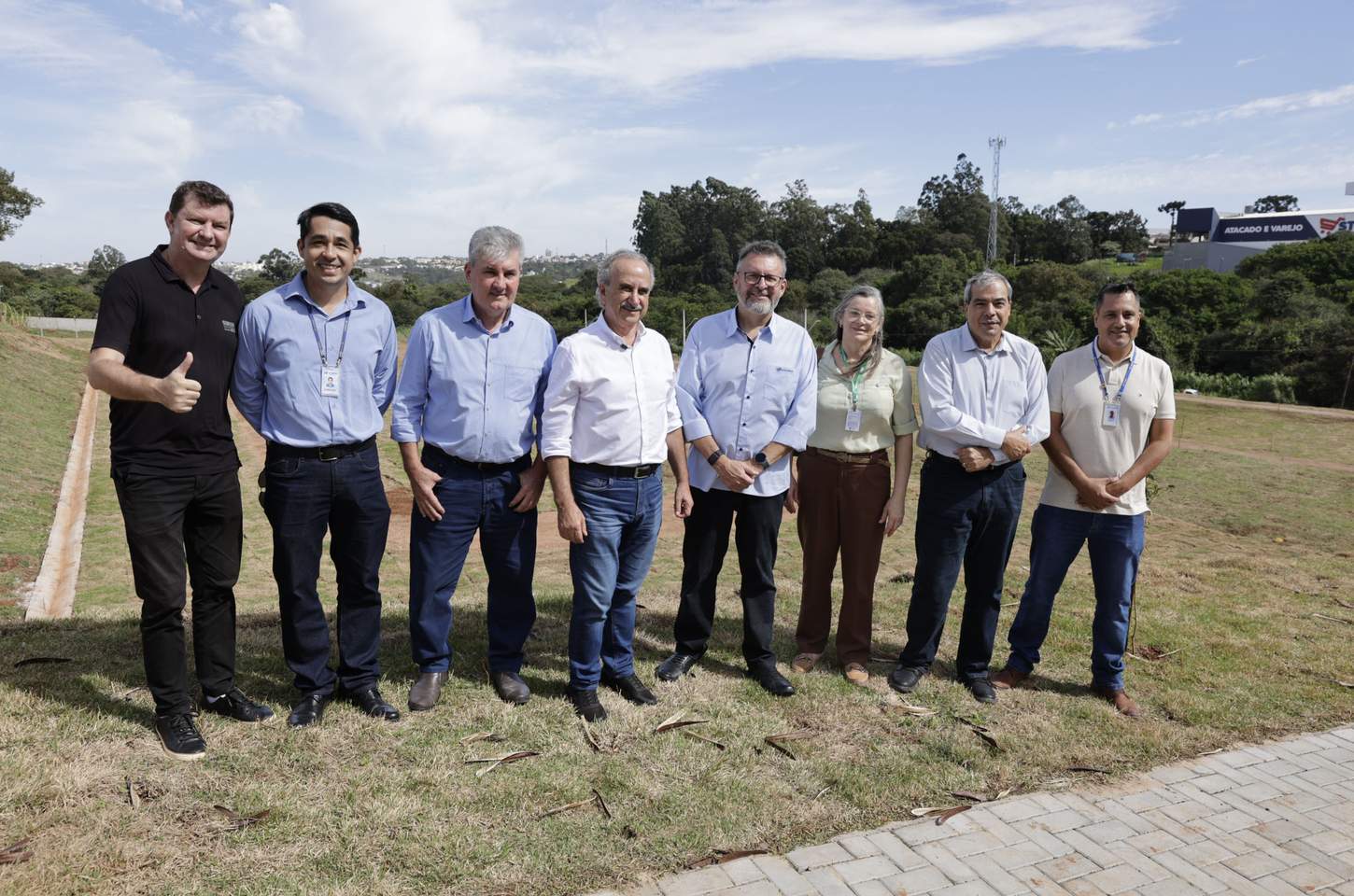 Sanepar revitaliza terreno no Cascavel Velho com lodo do lago e prefeitura planeja ginásio