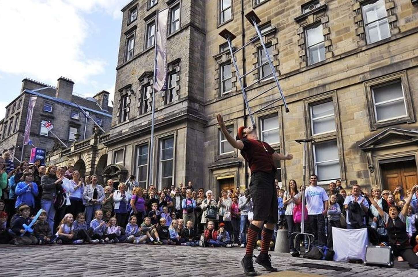 São Paulo abre inscrições para maior festival de artes do mundo