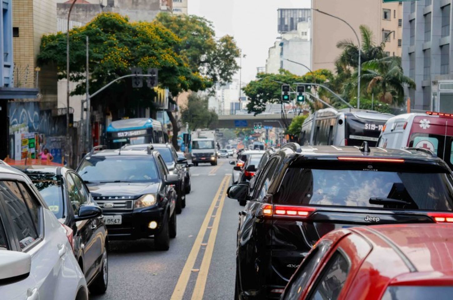 São Paulo antecipa licenciamento 2026 com mais de 4,4 milhões de veículos