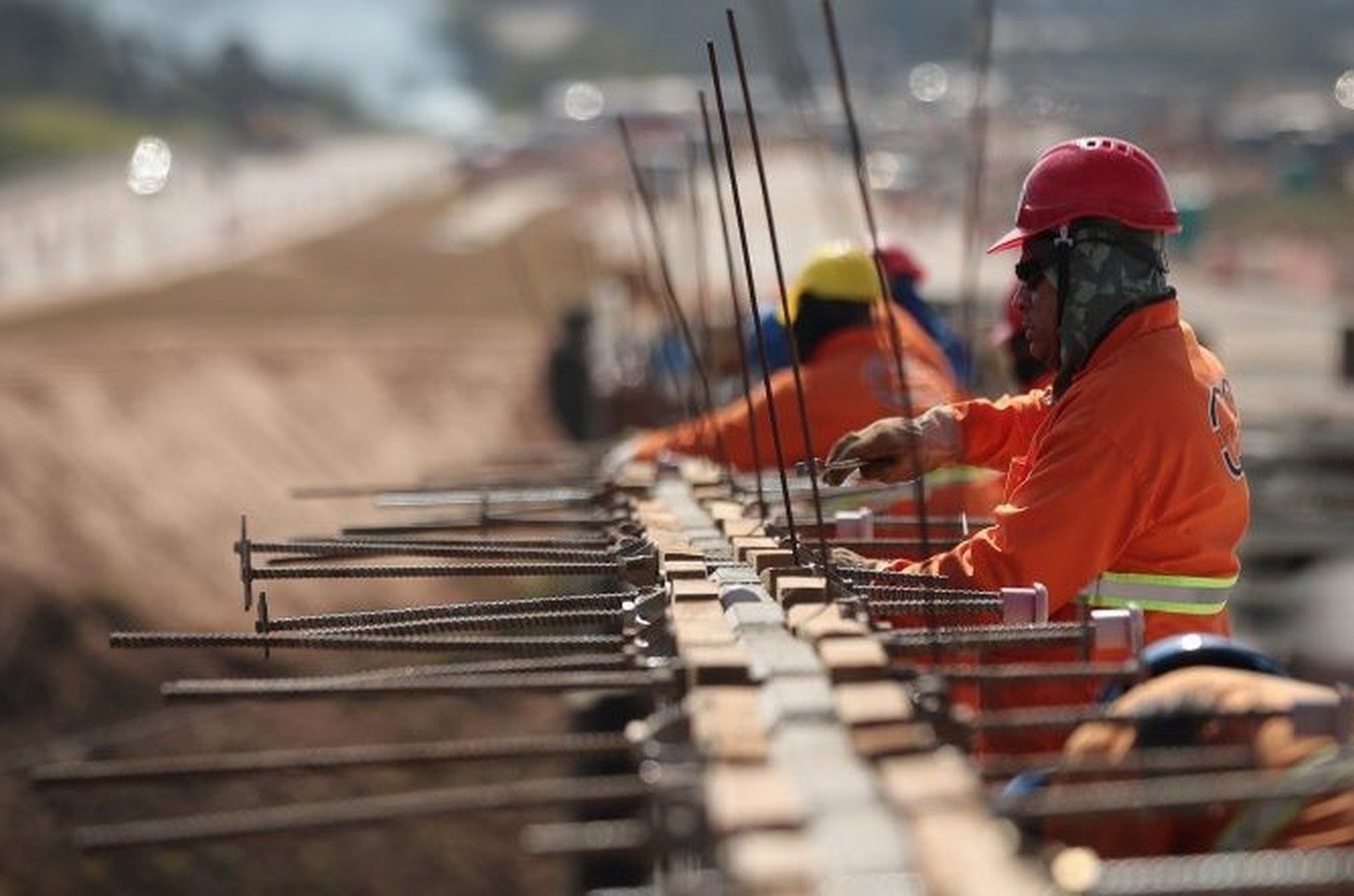 São Paulo lidera criação de empregos formais no Brasil em 2025