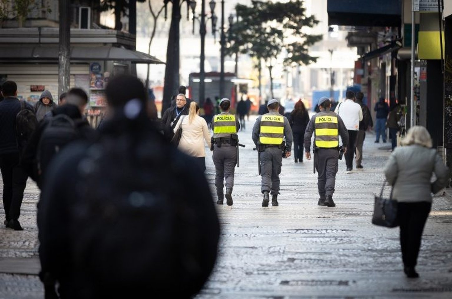 São Paulo registra queda de 6% em roubos e furtos de celulares em 2025