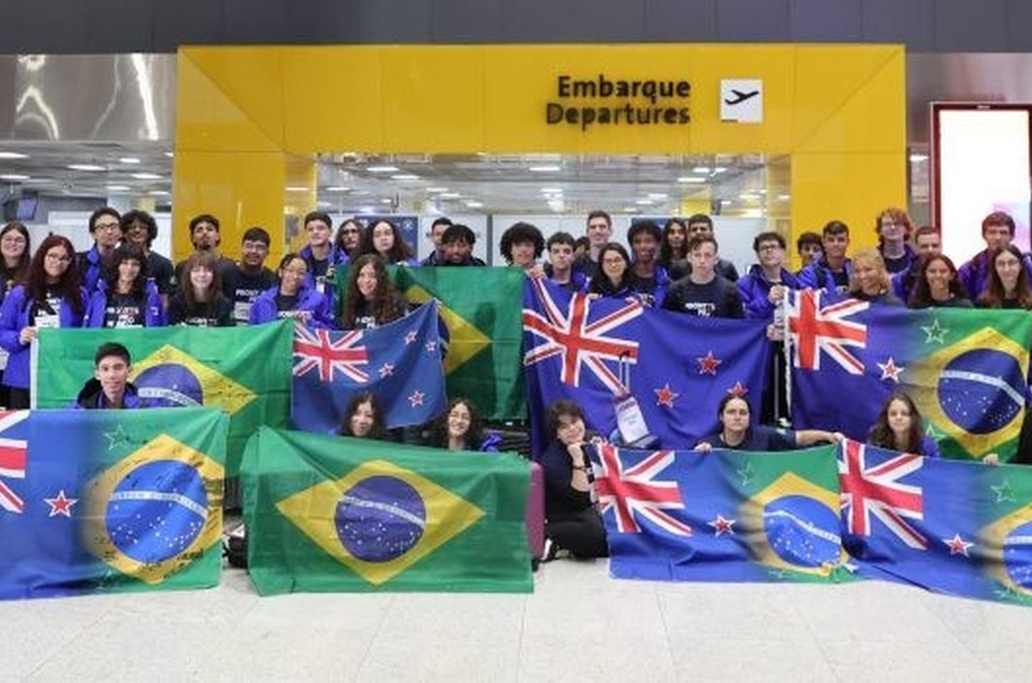 Seduc-SP divulga lista preliminar de 500 alunos para intercâmbio gratuito