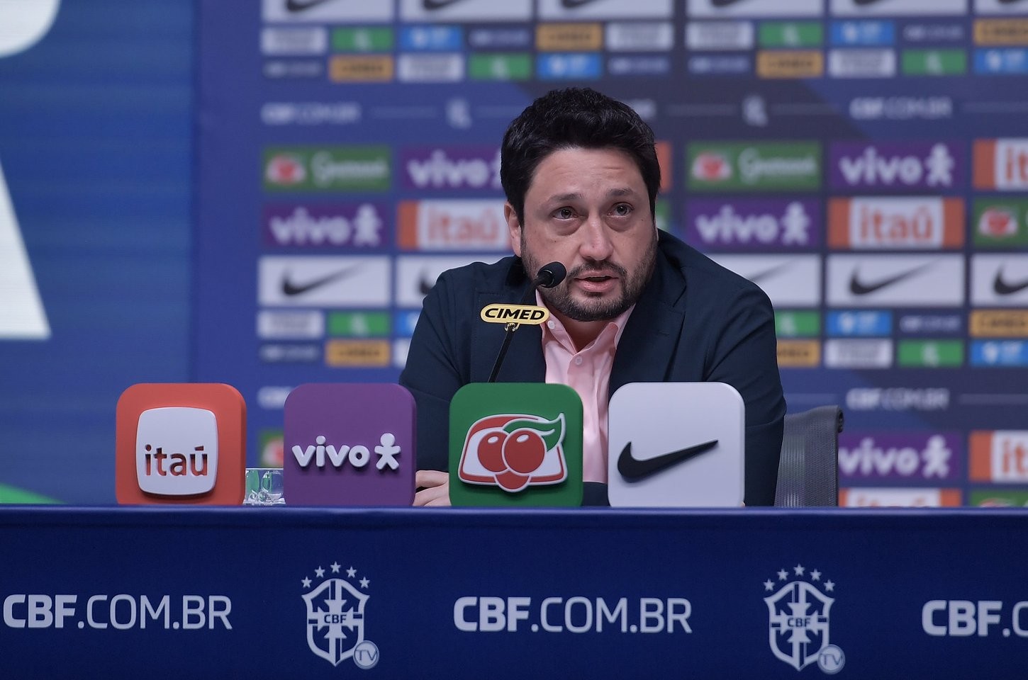 Seleção feminina é convocada para amistosos na Europa