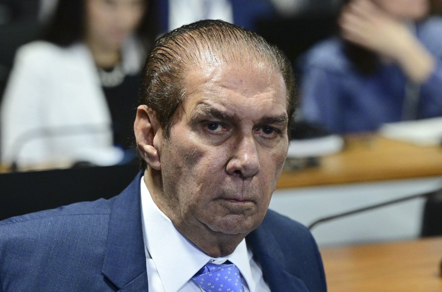 Senador Jader Barbalho é internado após mal-estar em Belém