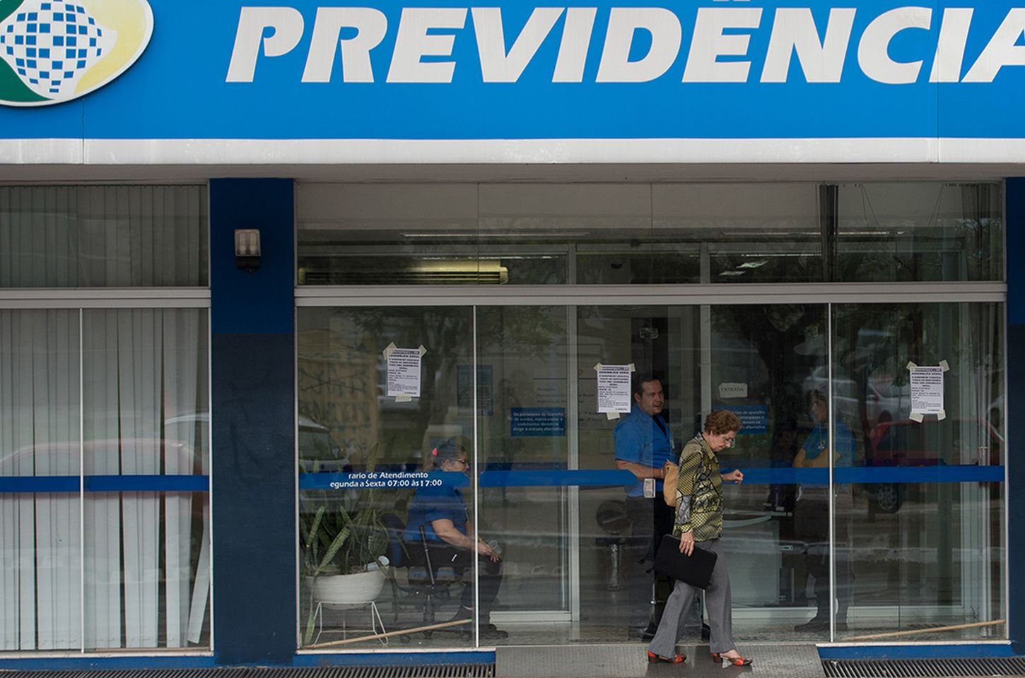 Serviços do INSS voltam ao normal após manutenção programada