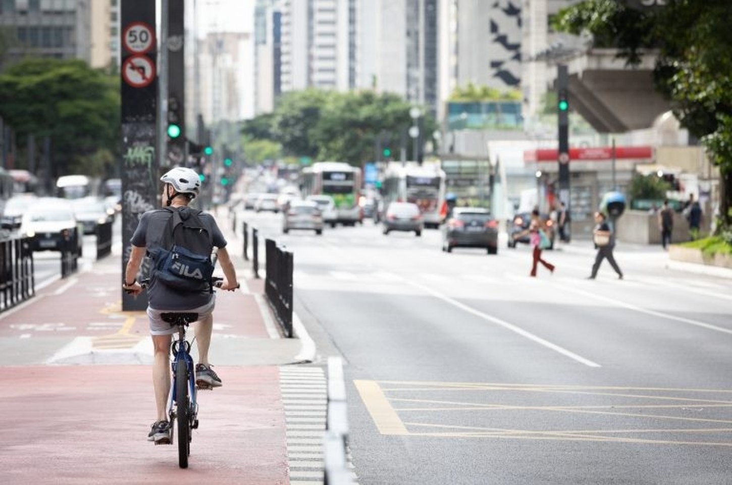 Sexta-feira 13 terá calor, abafamento e temporais em SP