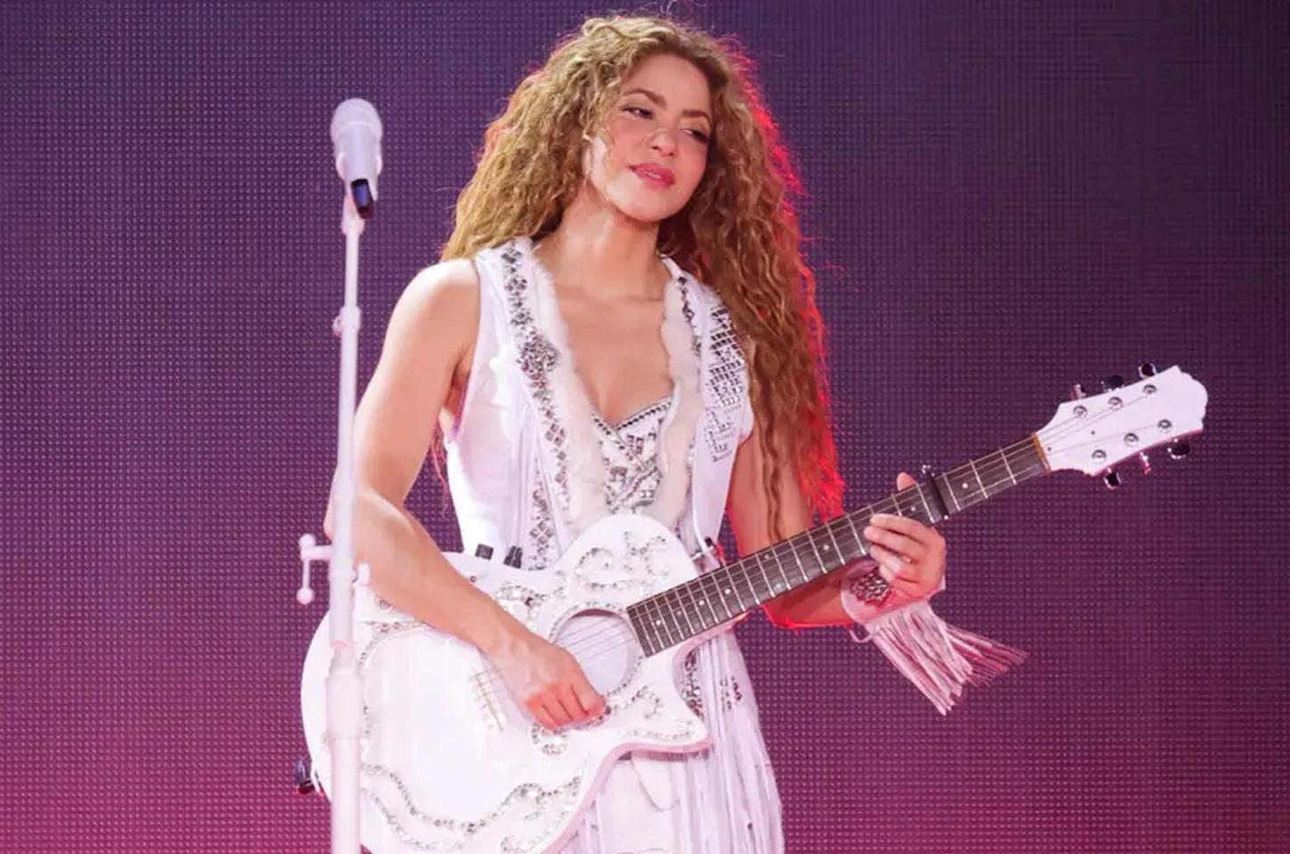 Shakira confirma show gratuito em Copacabana no dia 2 de maio