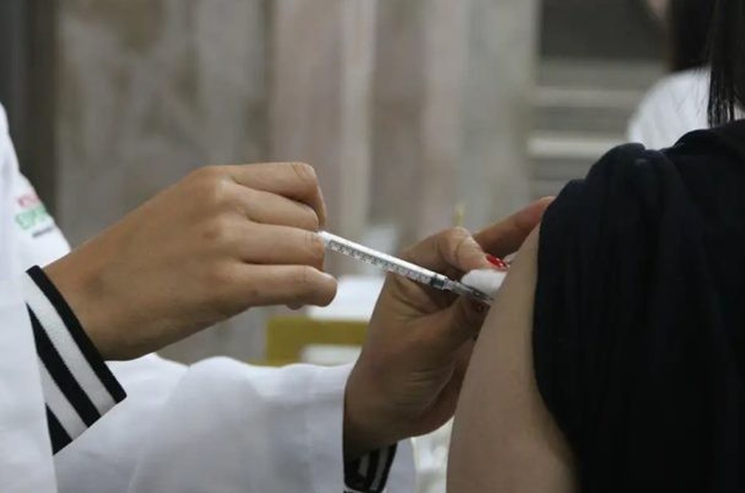 Sistema imune: como nosso corpo se defende e as vacinas atuam